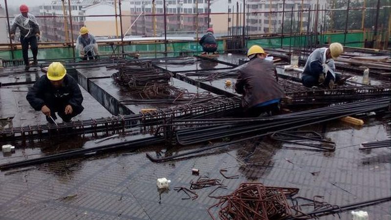 市政道路工程安全注意事项：从材料选择到施工细节
